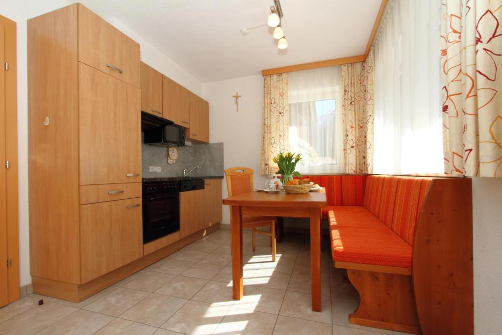 Apartamento Adlerhof Sankt Leonhard im Pitztal Habitación foto